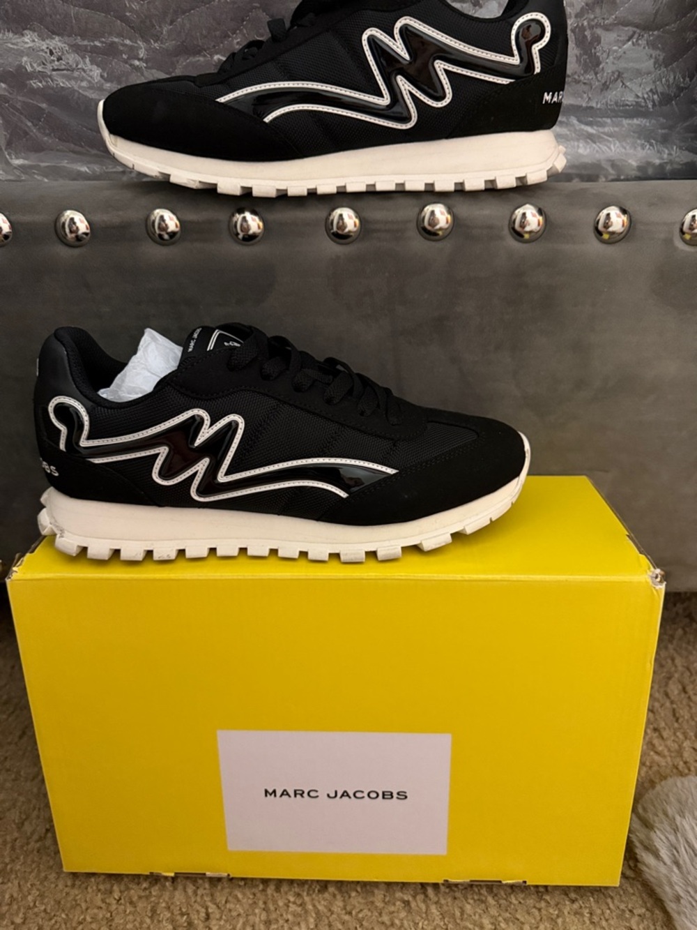 Marc Jacobs Black & White Wave-Trim Runner Sneakers **PREOWNED**